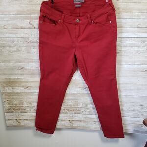 TORRID Boyfriend Straight Vintage Stretch Mid-Rise Jean Size 16 R Wine Red